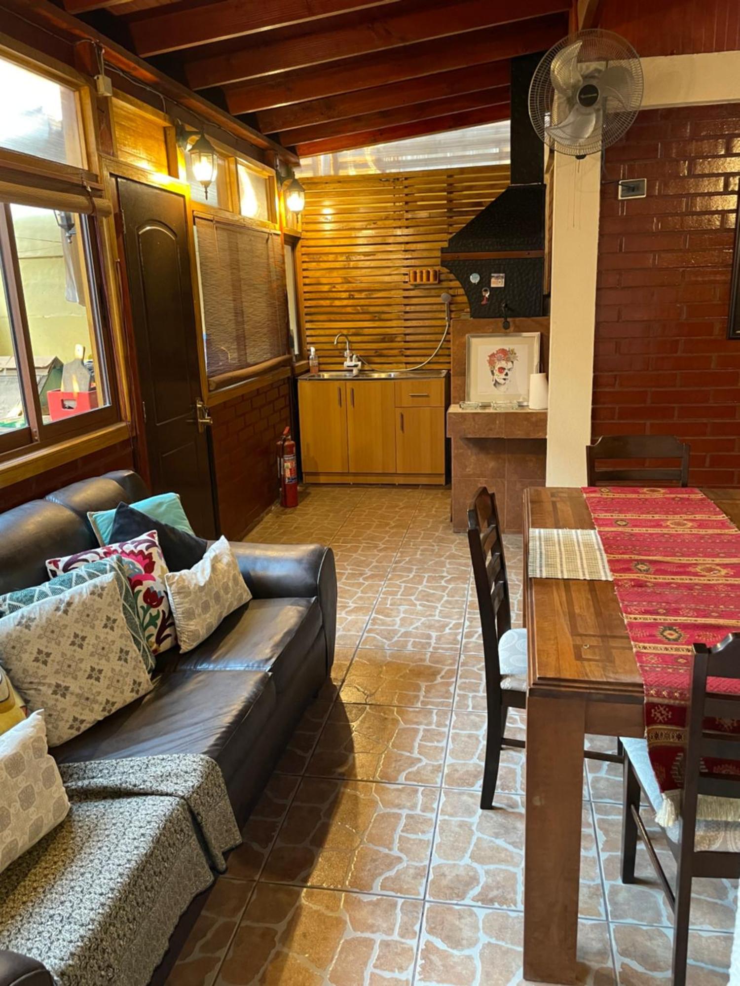 Hostal Brisa Serena Сантьяго Экстерьер фото