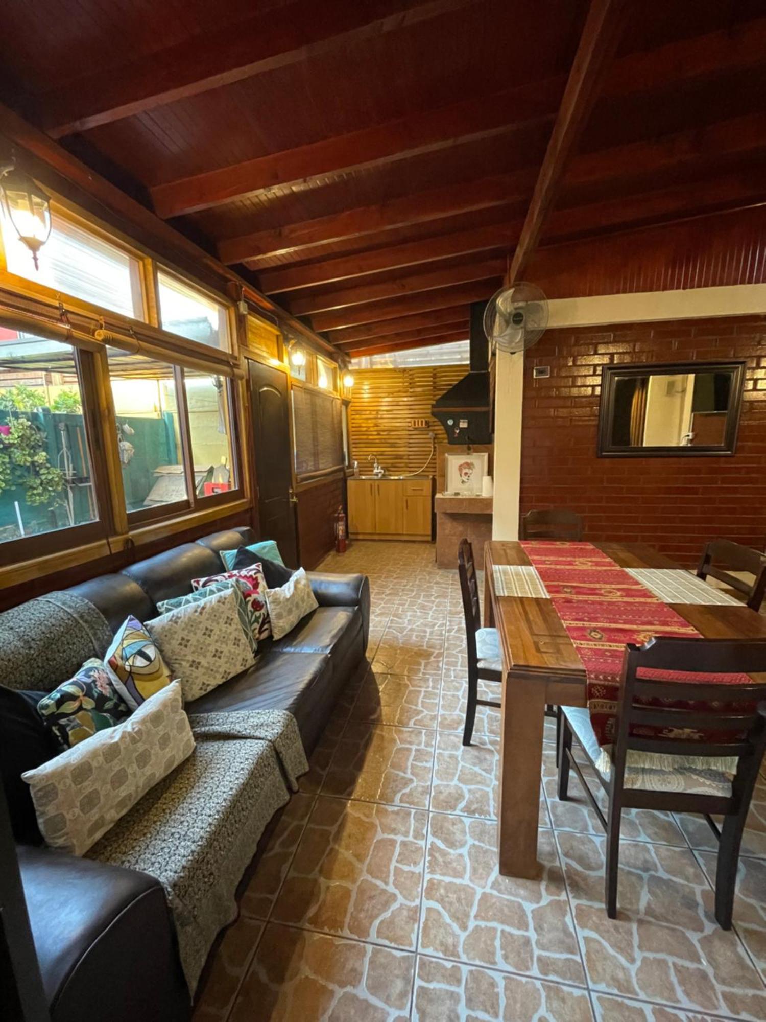 Hostal Brisa Serena Сантьяго Экстерьер фото